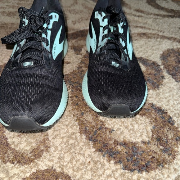 Brooks Black and Mint Athletic Sneakers - Picture 2 of 3